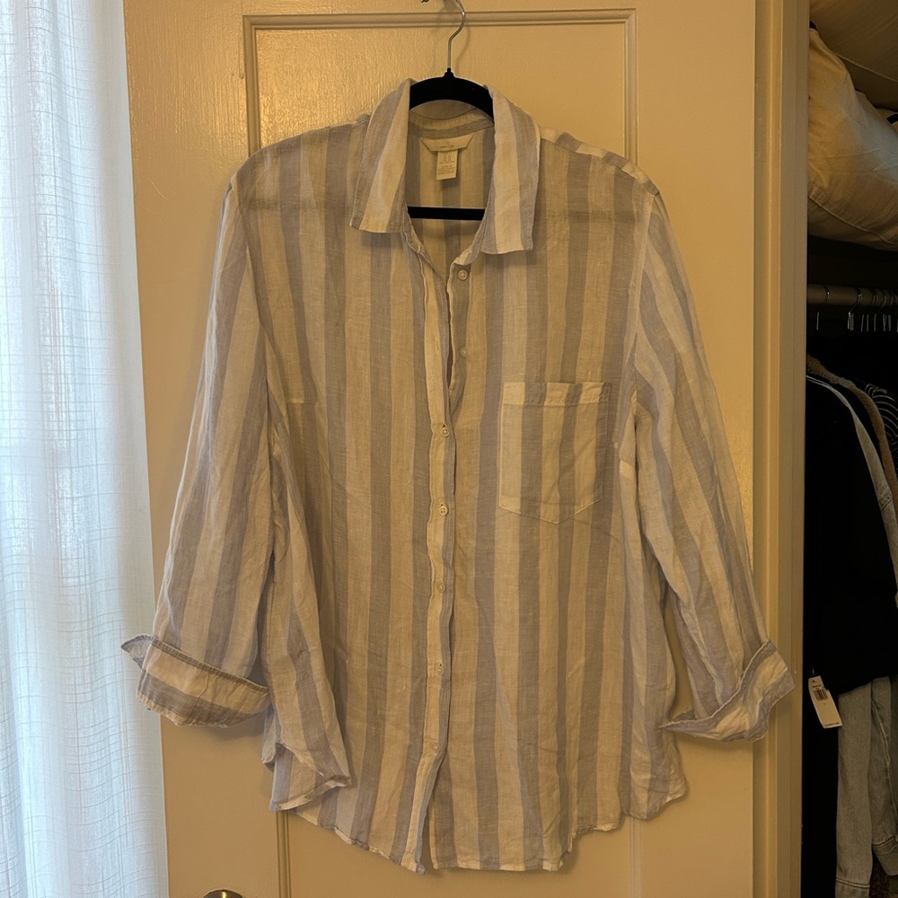 H&M Blue & White Stripe Linen Button Down in Size XL